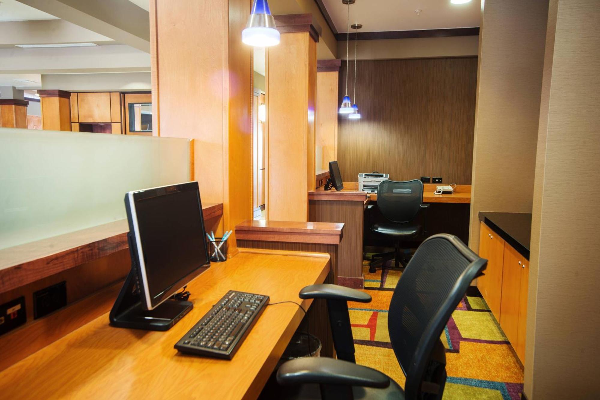 Fairfield Inn And Suites By Marriott Бартълсвил Екстериор снимка