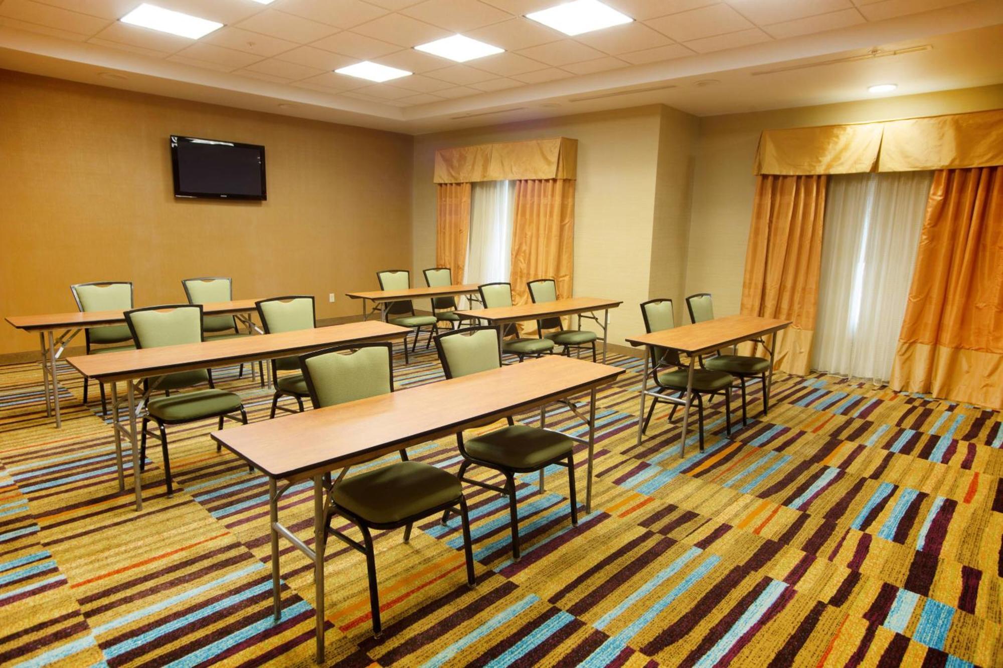 Fairfield Inn And Suites By Marriott Бартълсвил Екстериор снимка