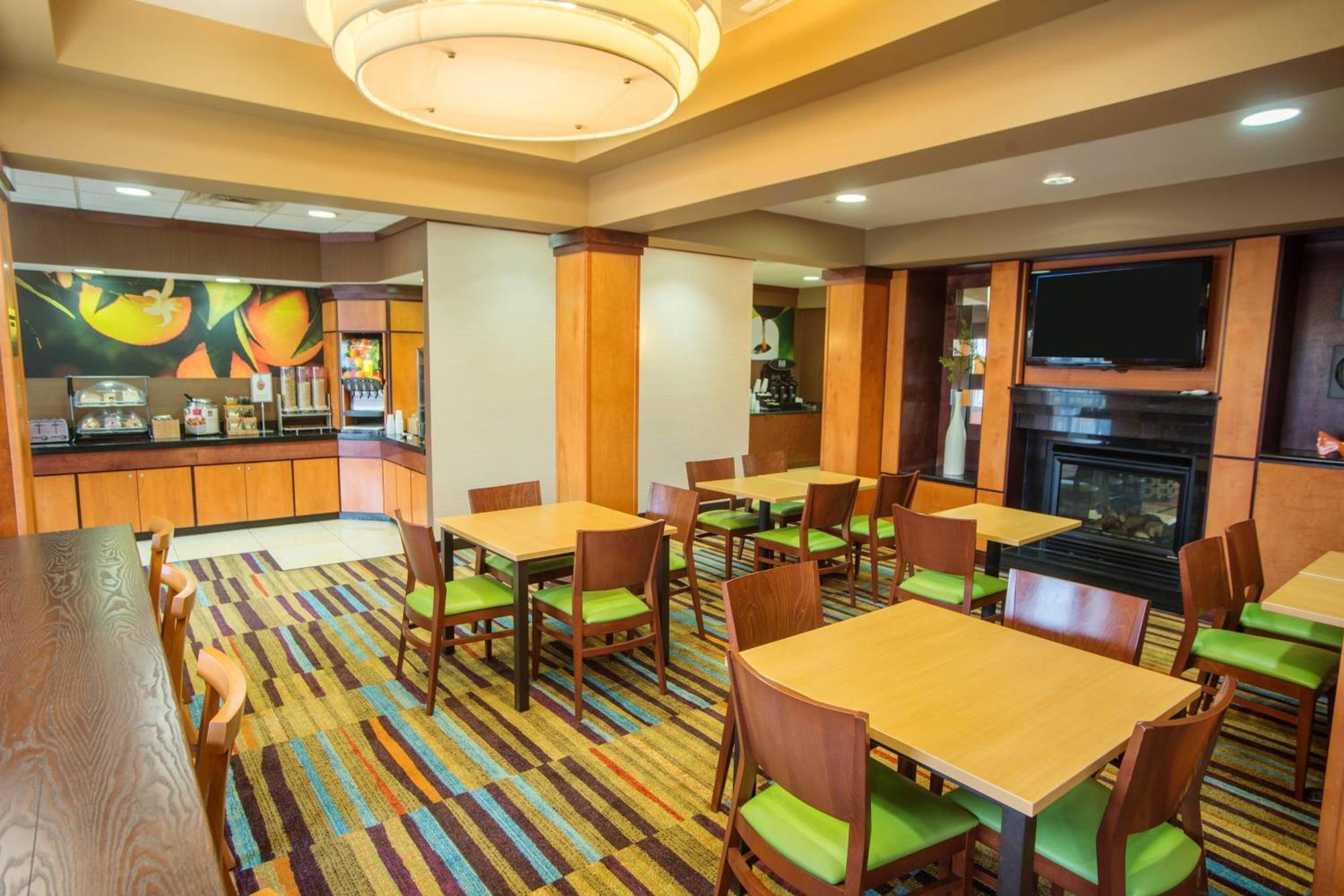 Fairfield Inn And Suites By Marriott Бартълсвил Екстериор снимка